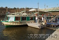 Sightseeing boat cruises